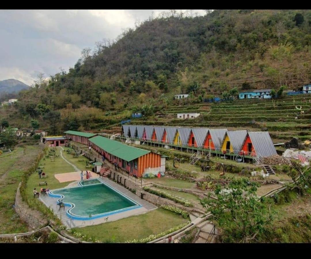 Snow Tiger Resorts Rishikesh Exterior photo